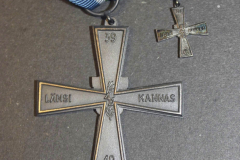 -Lansi-Kannaksen-risti-SETTI-takaa
