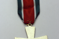 12.-Sotarautatiemuodostelmien-risti-taka